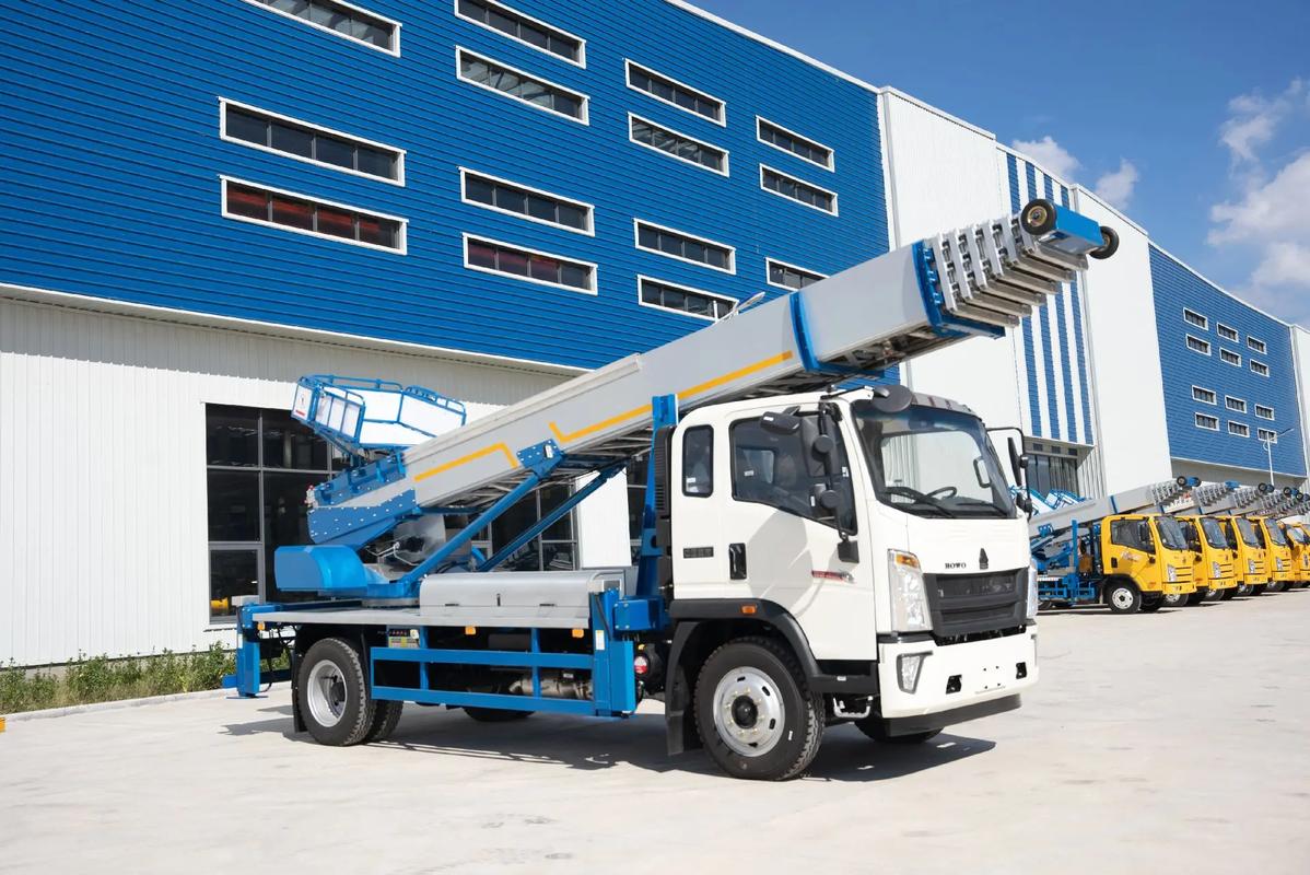 盐城出租云梯车高空作业车 建筑垃圾搬运